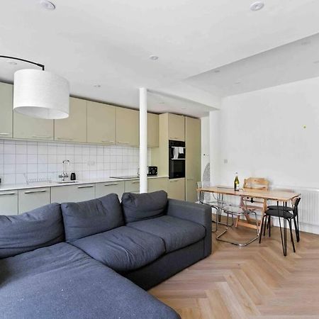 Modern 3 Bed Apartment In Tottenham London Bagian luar foto
