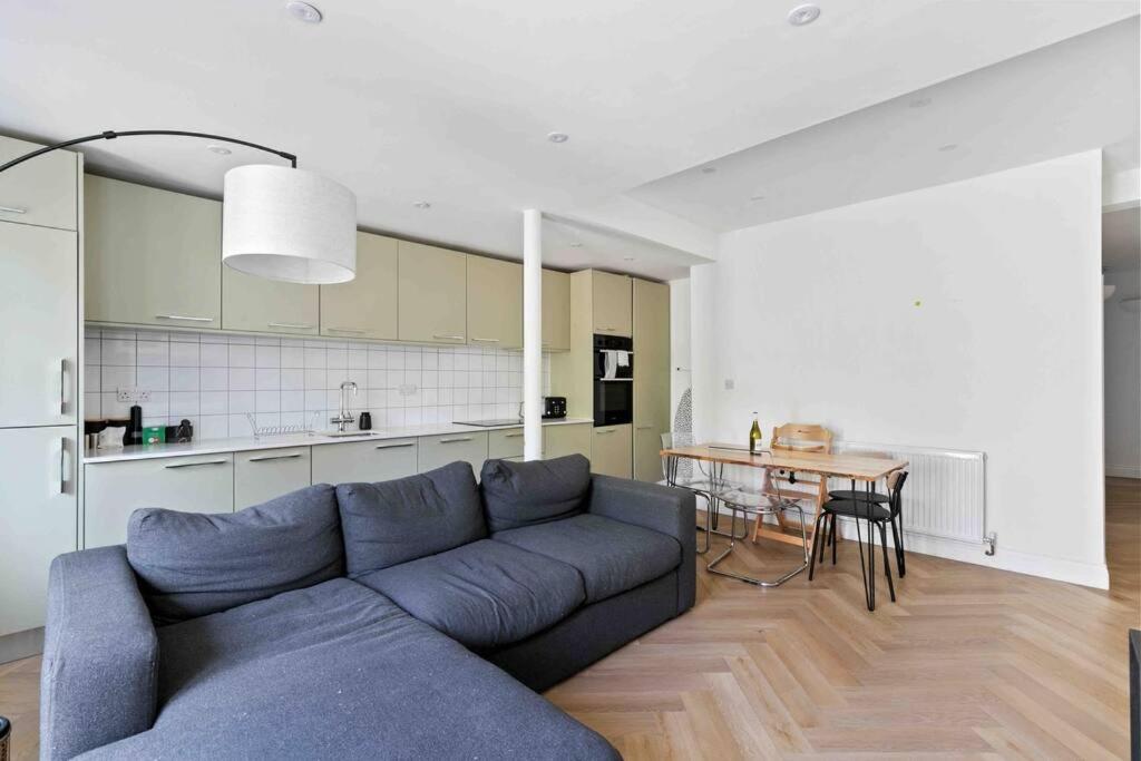 Modern 3 Bed Apartment In Tottenham London Bagian luar foto