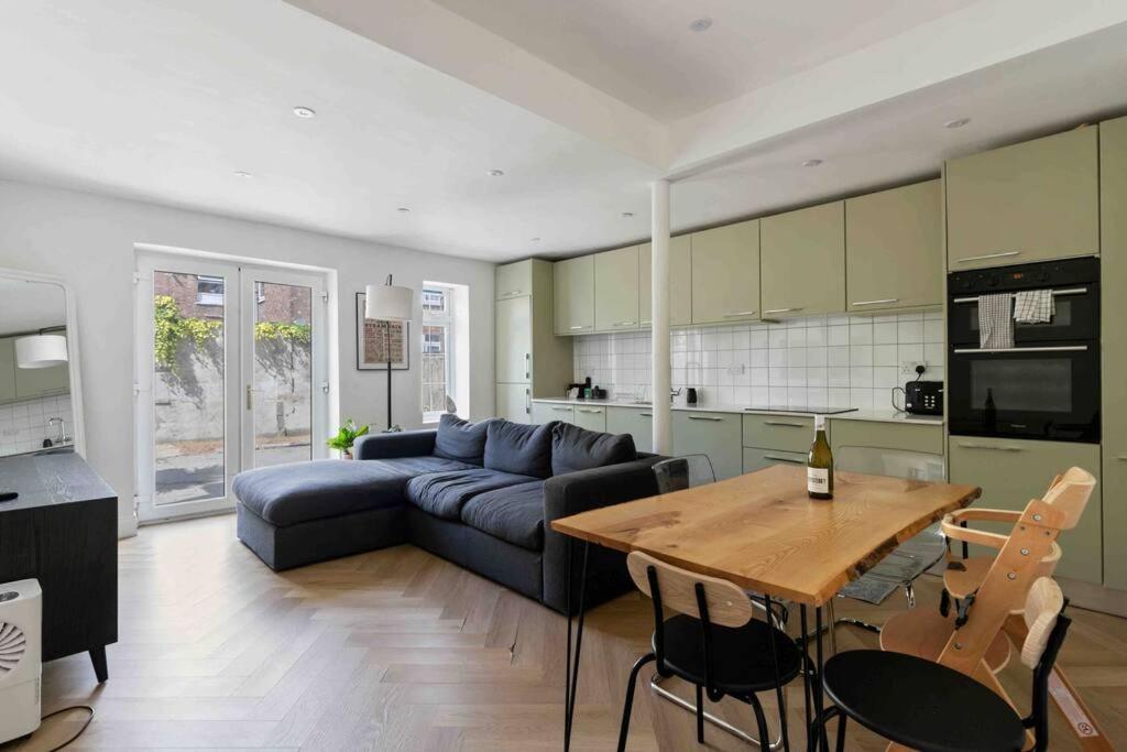 Modern 3 Bed Apartment In Tottenham London Bagian luar foto